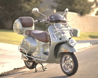 Vespa scooter 2- of 4-takt scooter